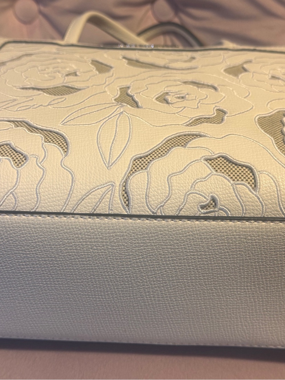 Karl lagerfeld Paris style L5JDC8BJ white medium floral handbag/purse - Picture 11 of 16